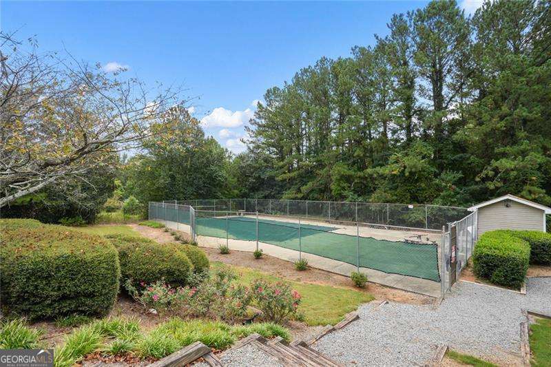 Coral Ridge Commons - Residential Lease