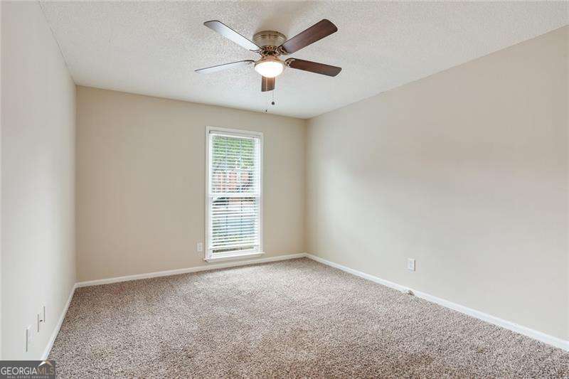 Coral Ridge Commons - Residential Lease