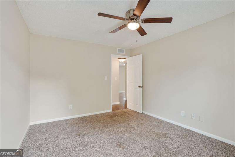 Coral Ridge Commons - Residential Lease