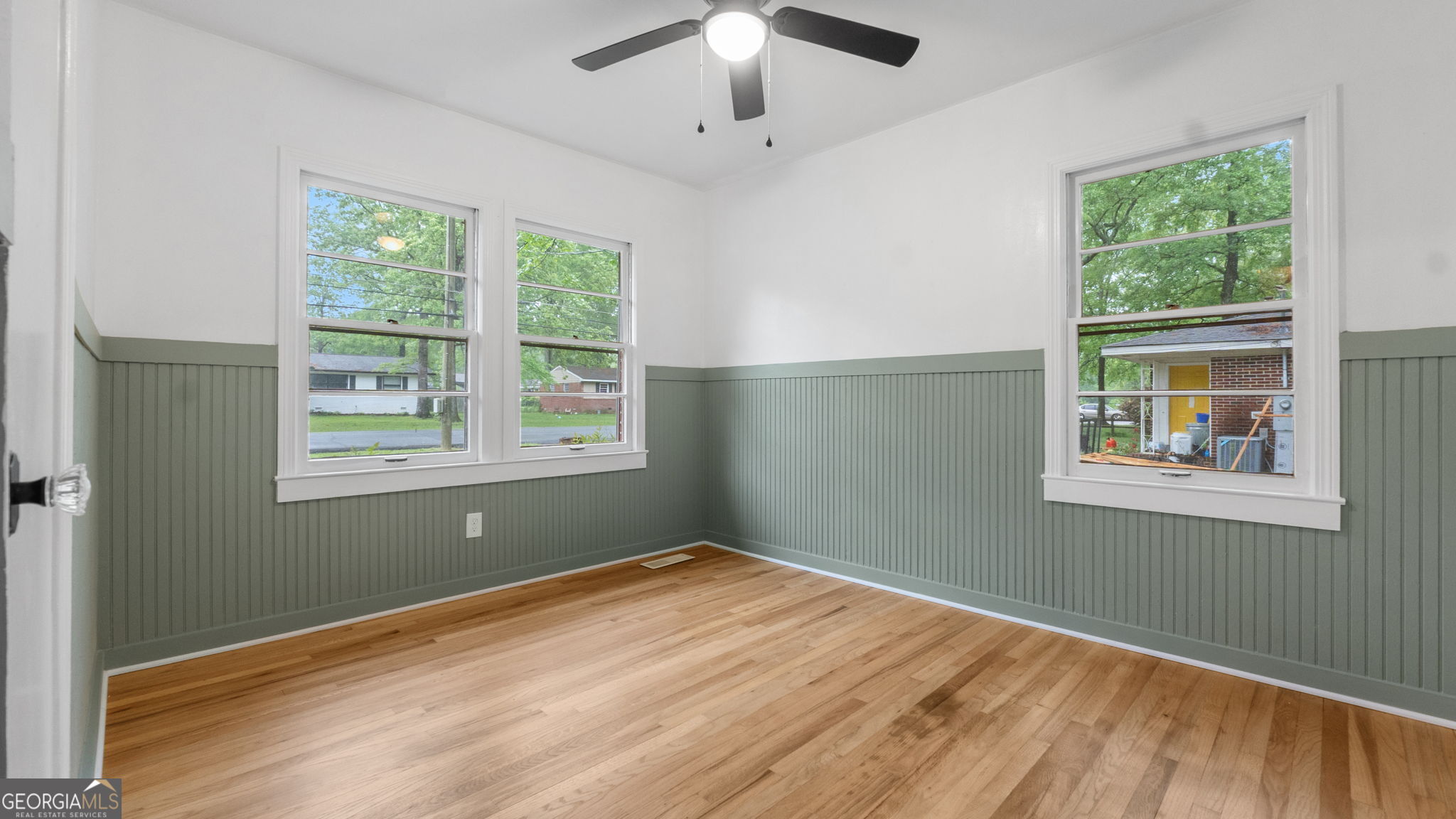 524 Elliott DR NW