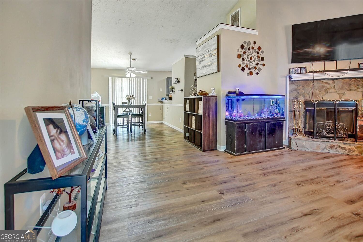 140 Greenleaf DR