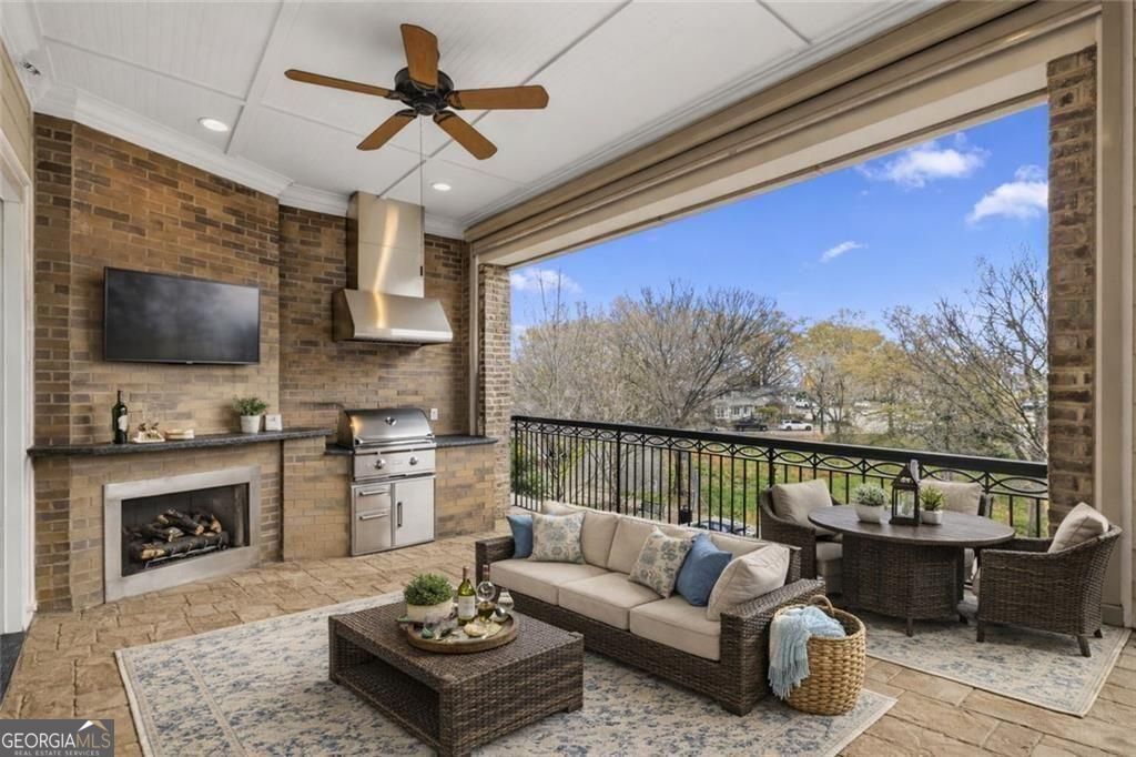 Photo of 50 Canton Street #202, Alpharetta, GA 30009 (MLS # 10740912)