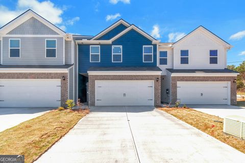 Photo of 5436 Biltmore Drive, Atlanta, GA 30349 (MLS # 10708836)