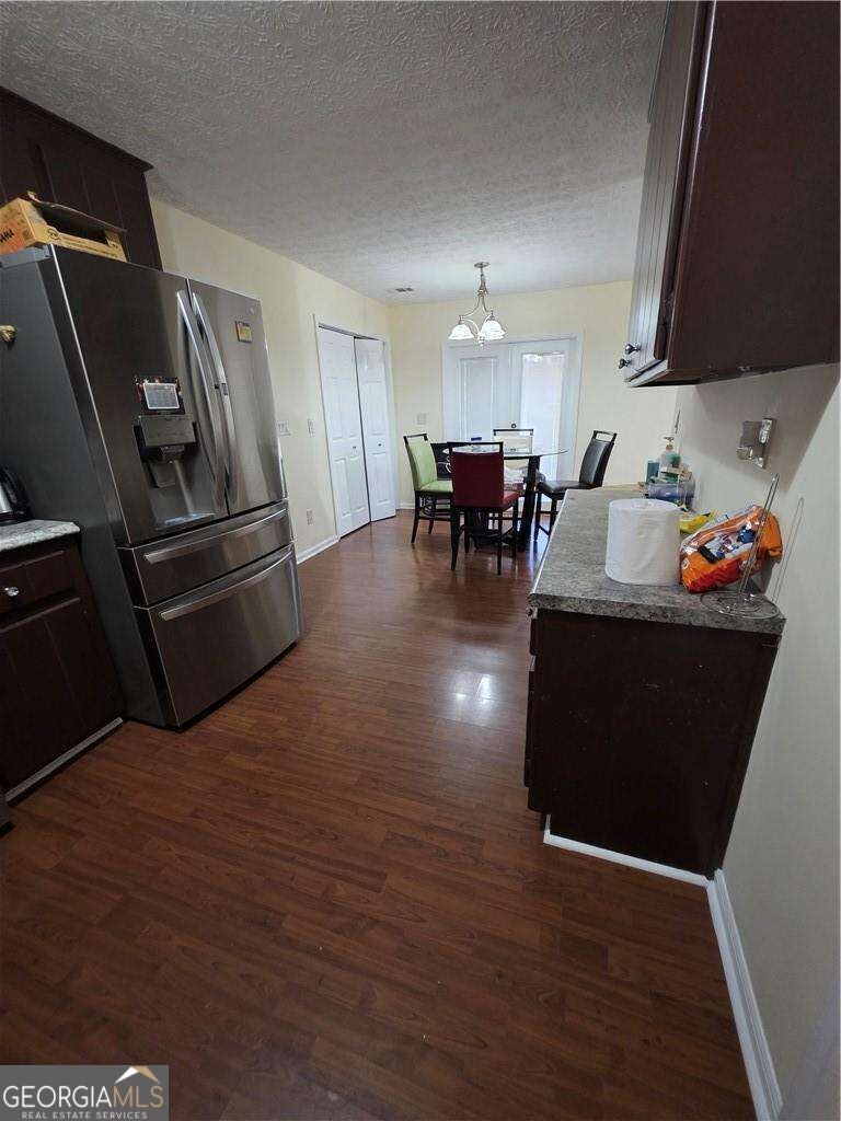 3608 Autumn Leaves WAY