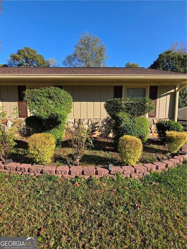 3608 Autumn Leaves WAY