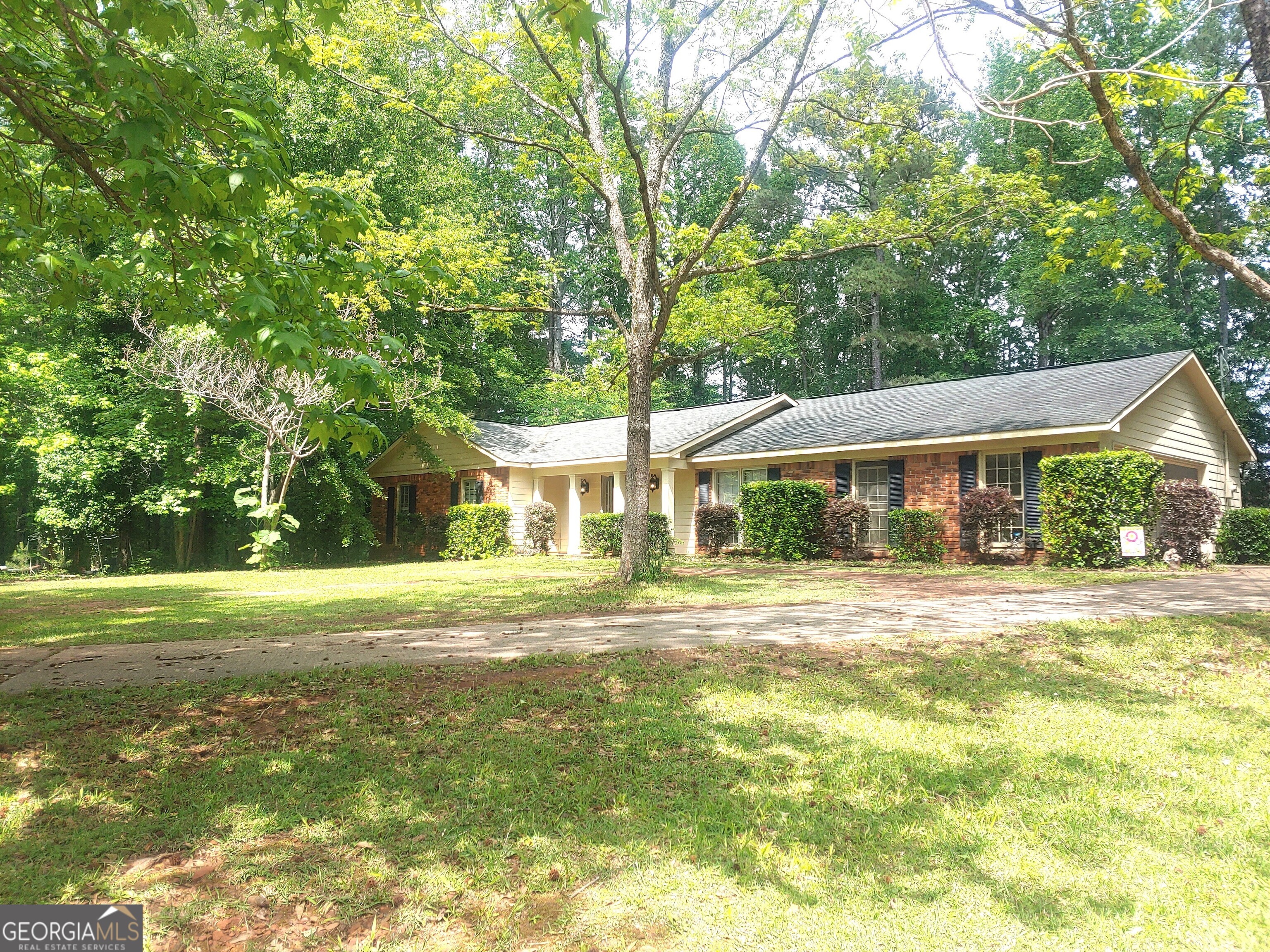 108 Cedar Creek CT