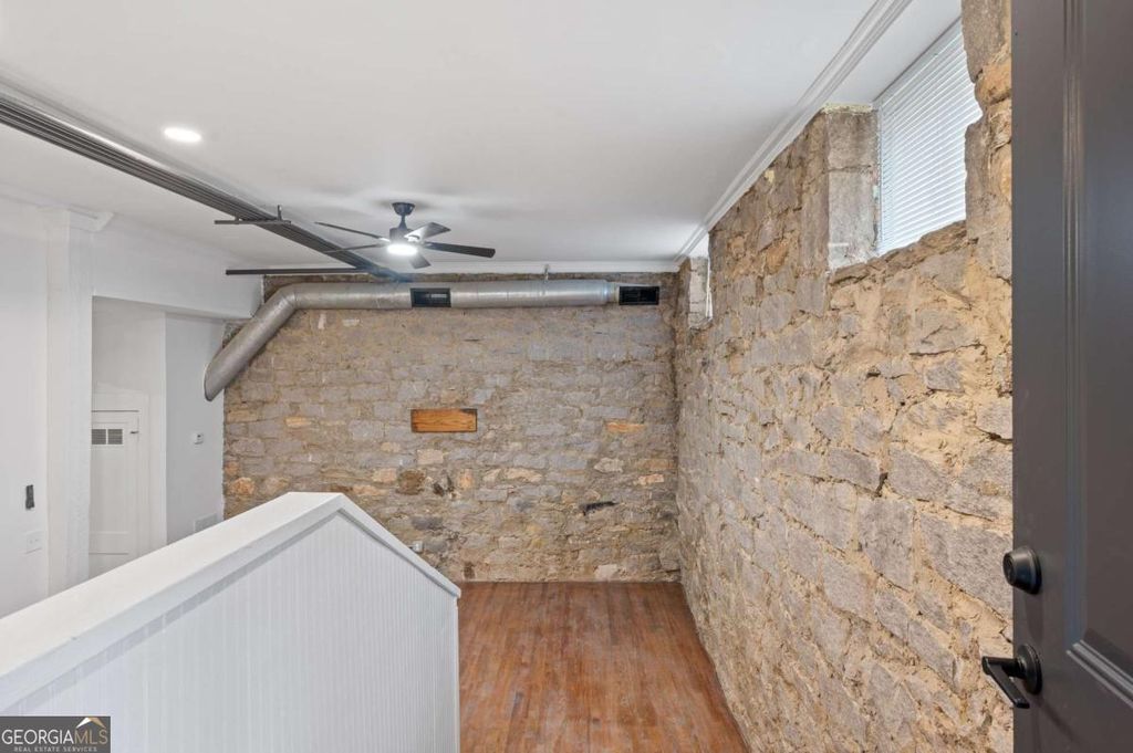 Photo of 360 Ponce De Leon Avenue NE #15, Atlanta, GA 30308 (MLS # 10658009)