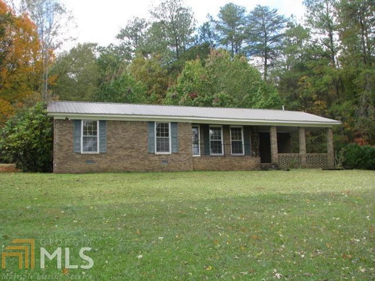 Brick ranch, open plan features living, dining, kitchen combined, 3 nice size bedrooms, 2 baths, total recent renovation, paint,flooring, appliances, gas log fireplace, gas instant tankless water heater, great private location near shopping and schools, call today for an appointment