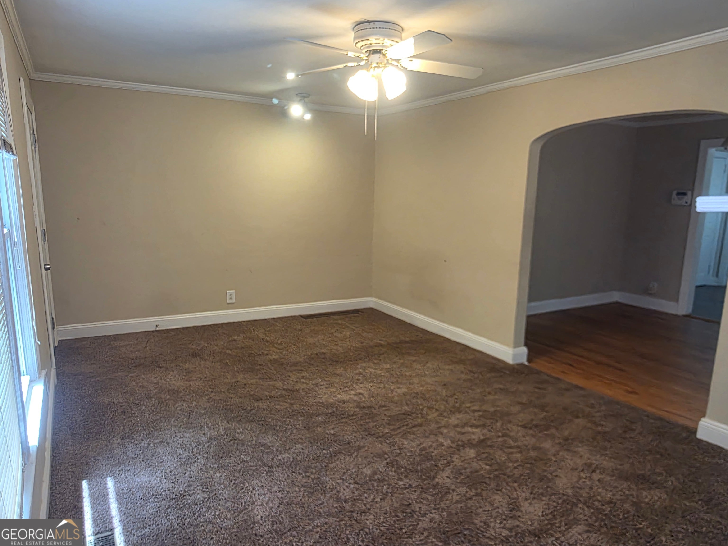 279 Ellison RD