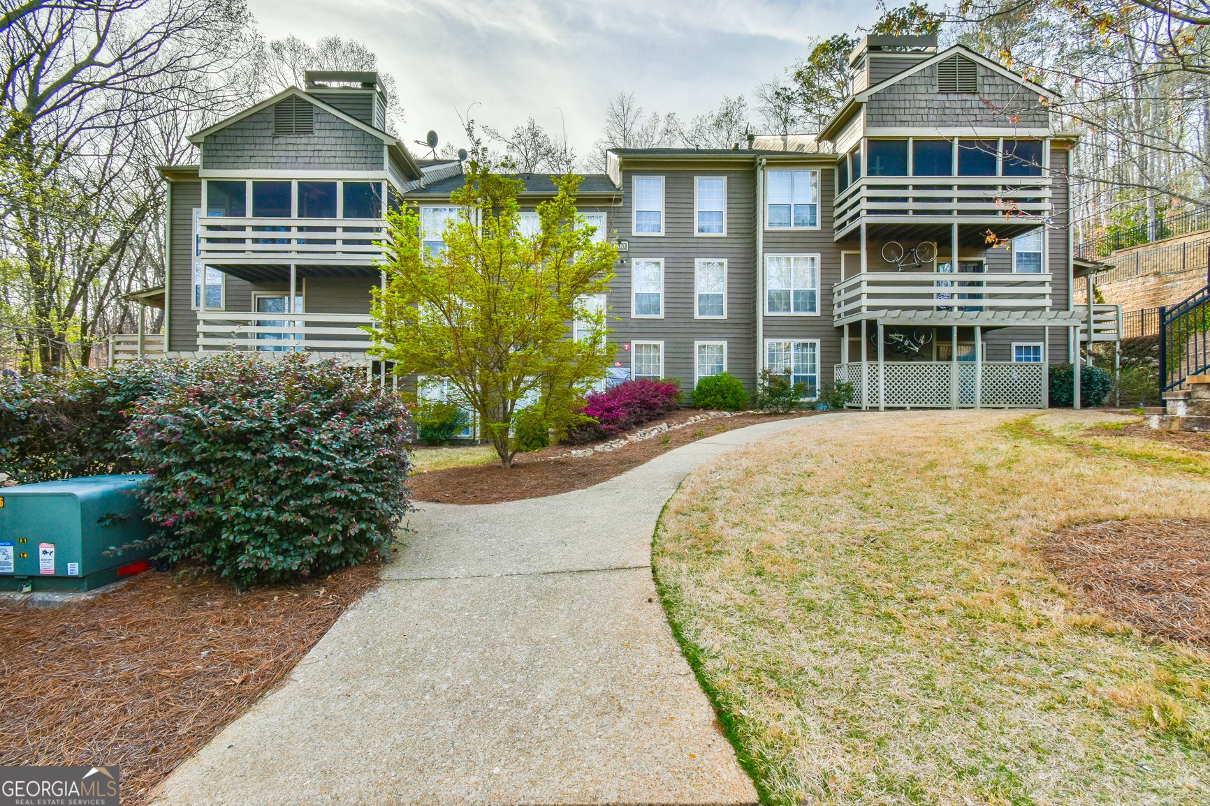 Overlook at Riverview - Residential