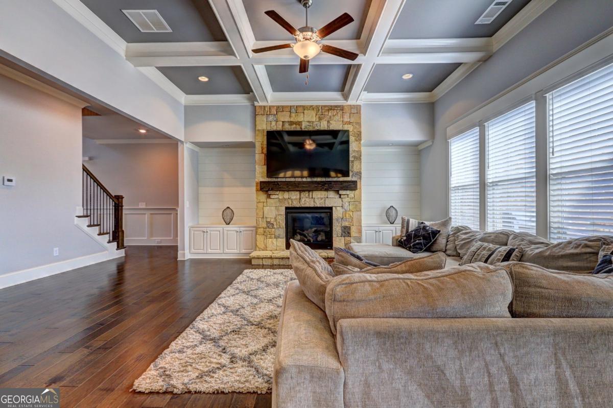 5540 Wood Falls DR