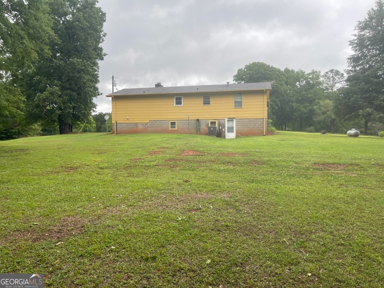 1195 County Road 55