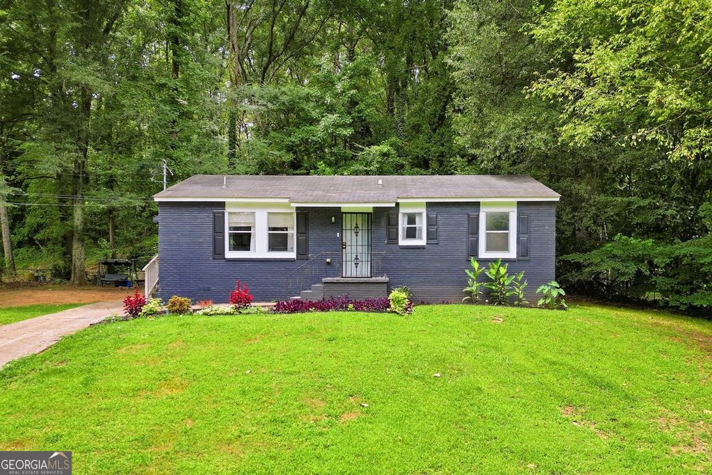 Photo of 1137 Redford Drive SE, Atlanta, GA 30315 (MLS # 10812060)