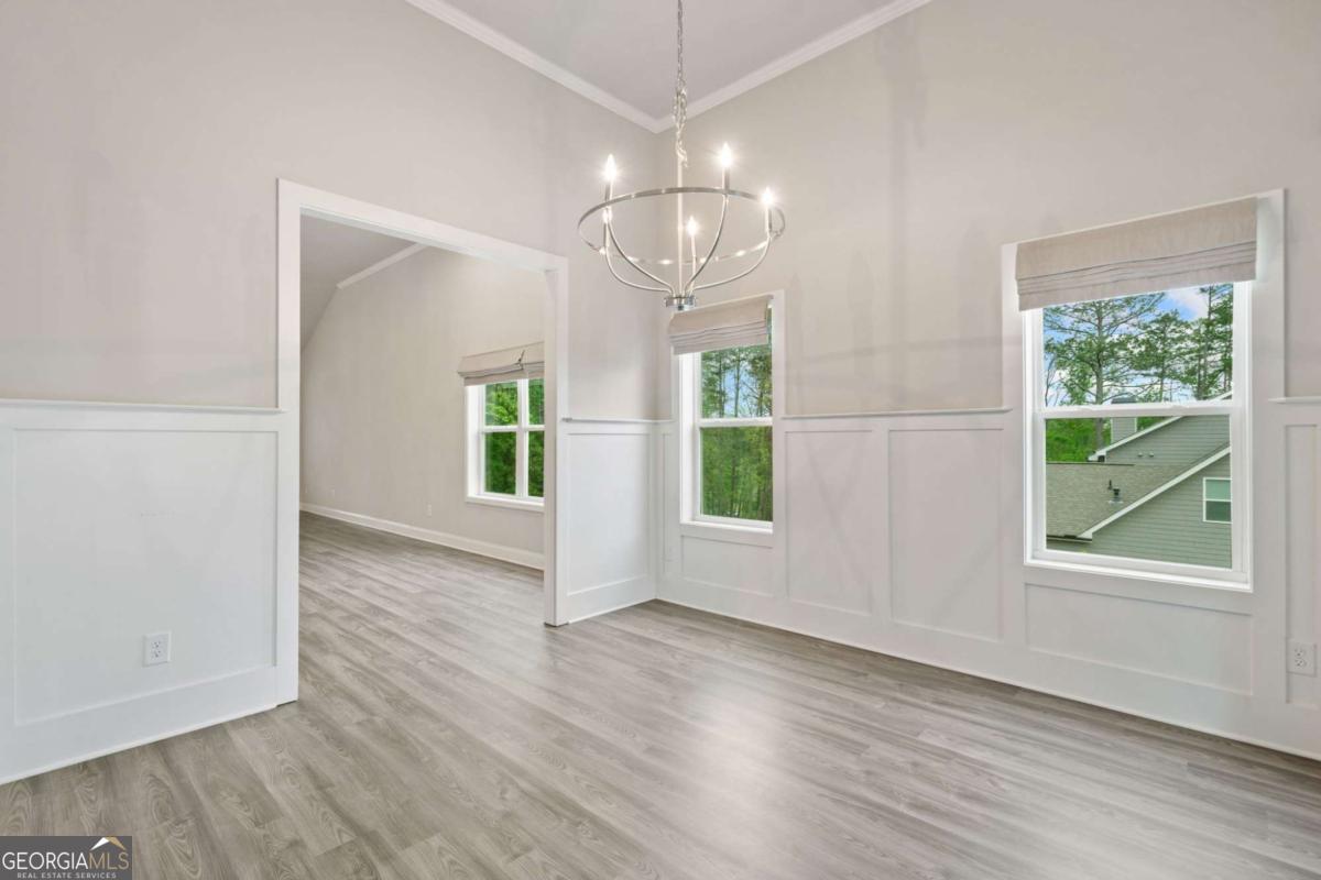 River Manor - Residential
