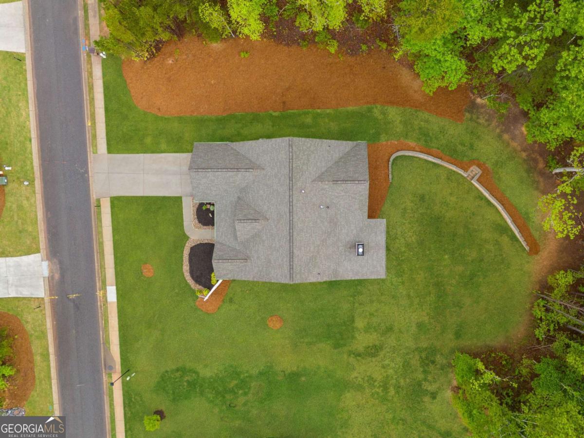 River Manor - Residential