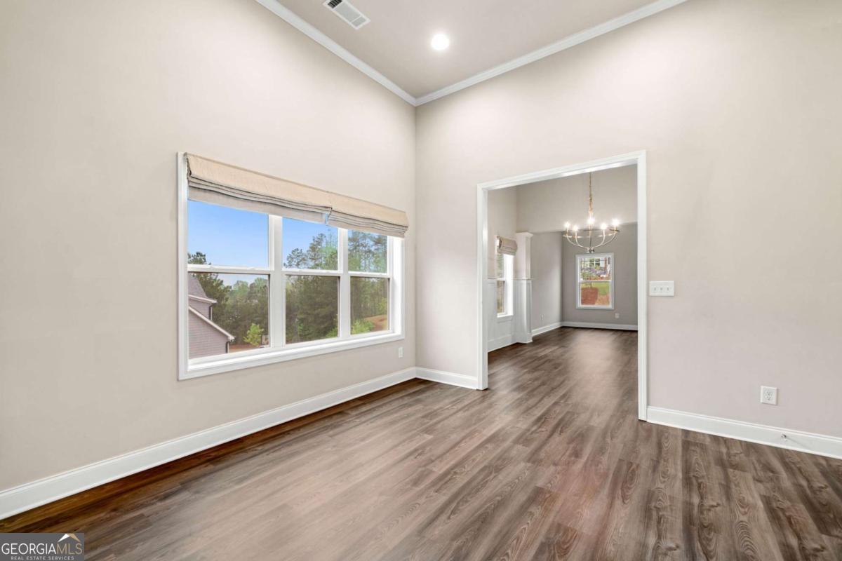 River Manor - Residential
