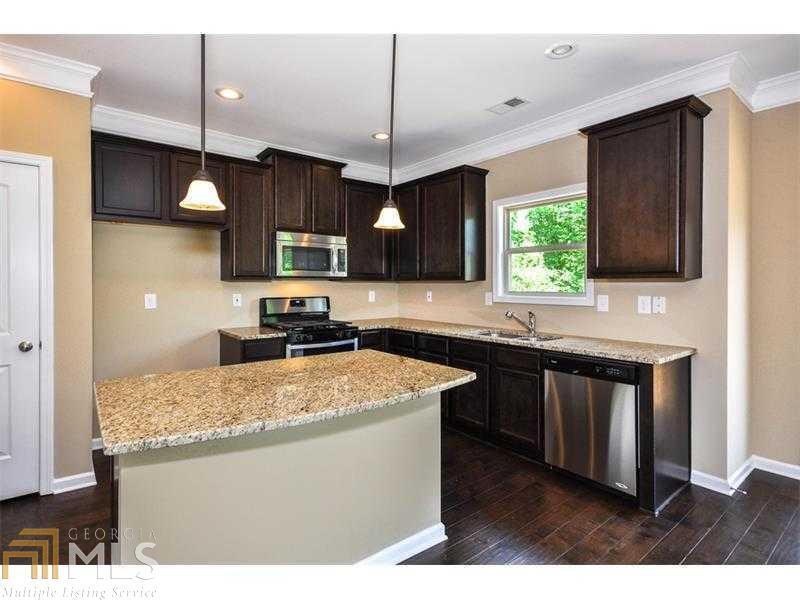 Creekside At Pinecrest - Residential