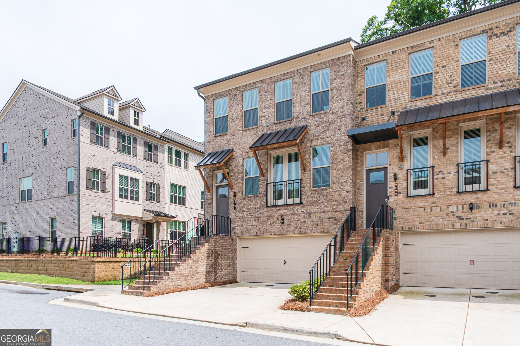 2701 Cedar Pine WAY
