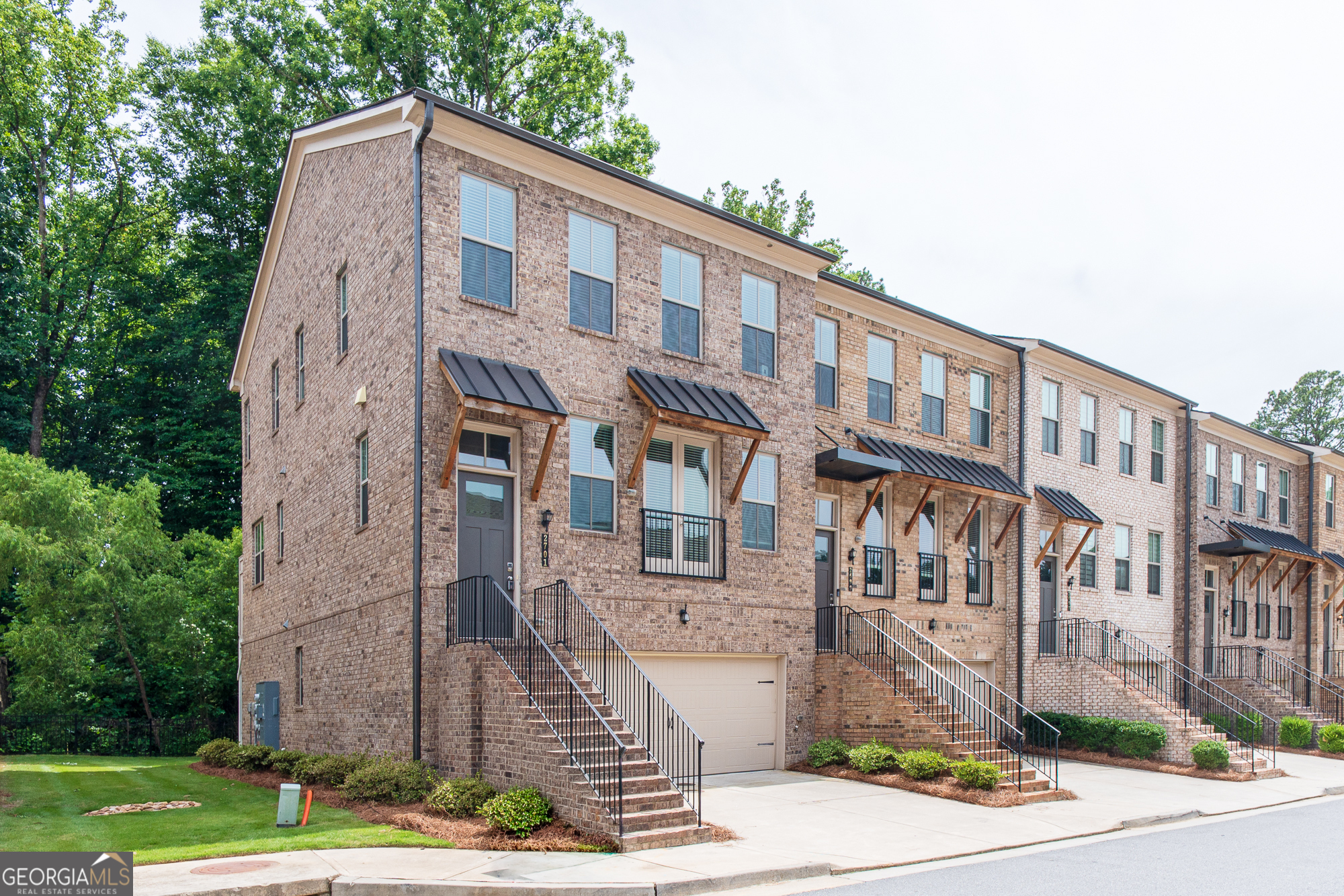 2701 Cedar Pine WAY