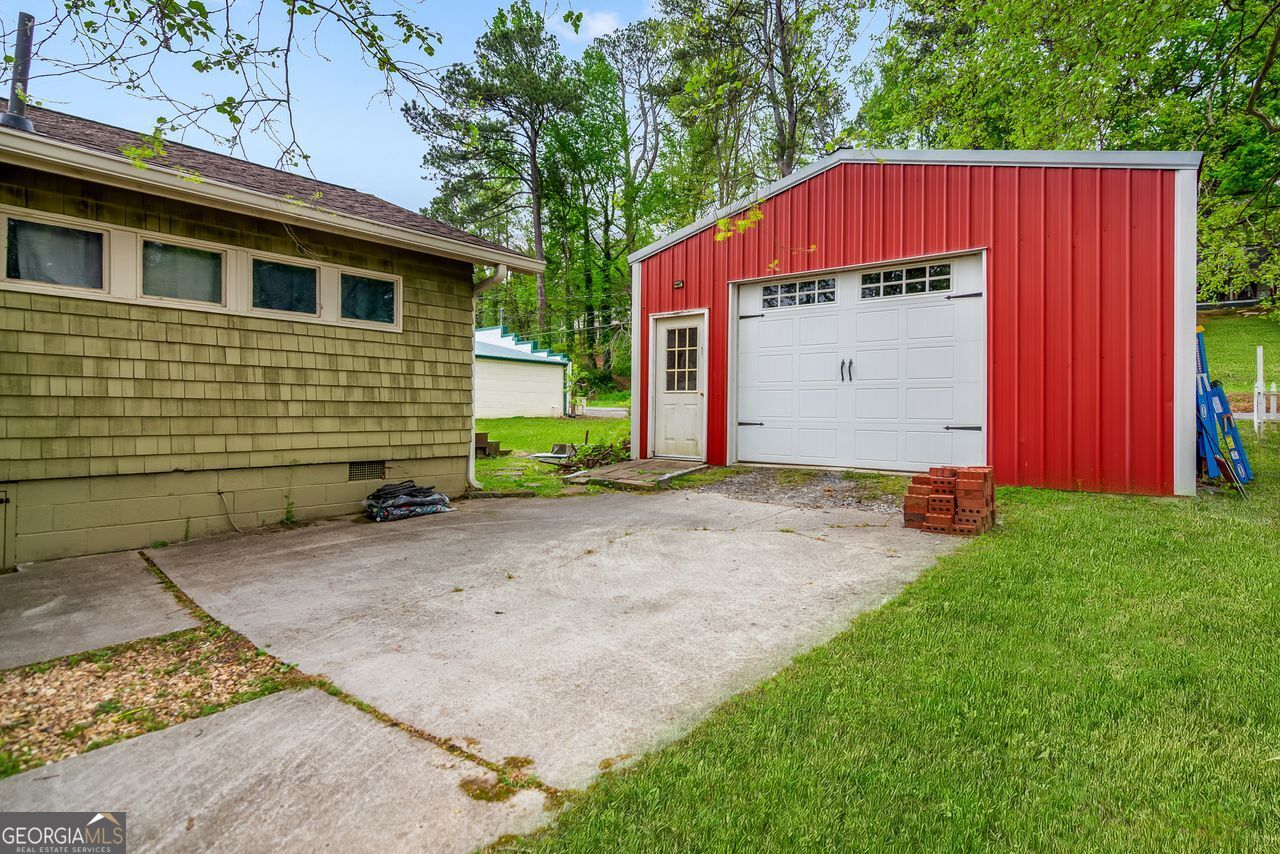 4679 HIGHWAY 136 W