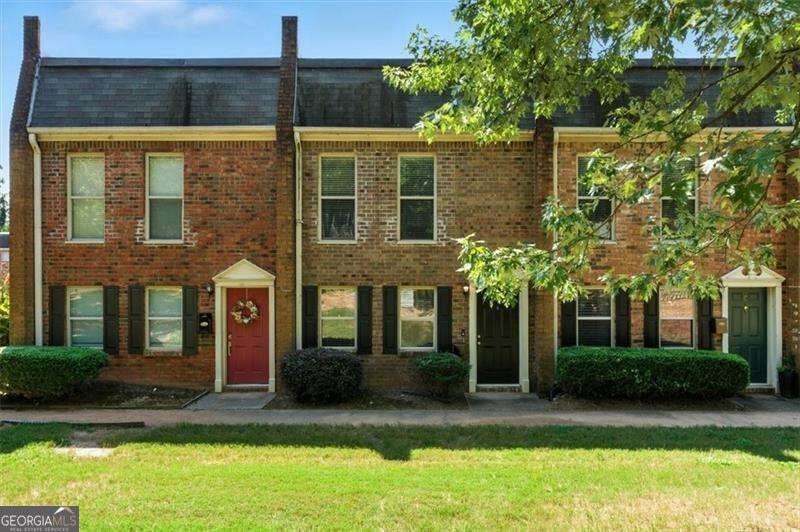 Photo of 235 Winding River Drive #B, Atlanta, GA 30350 (MLS # 10871213)
