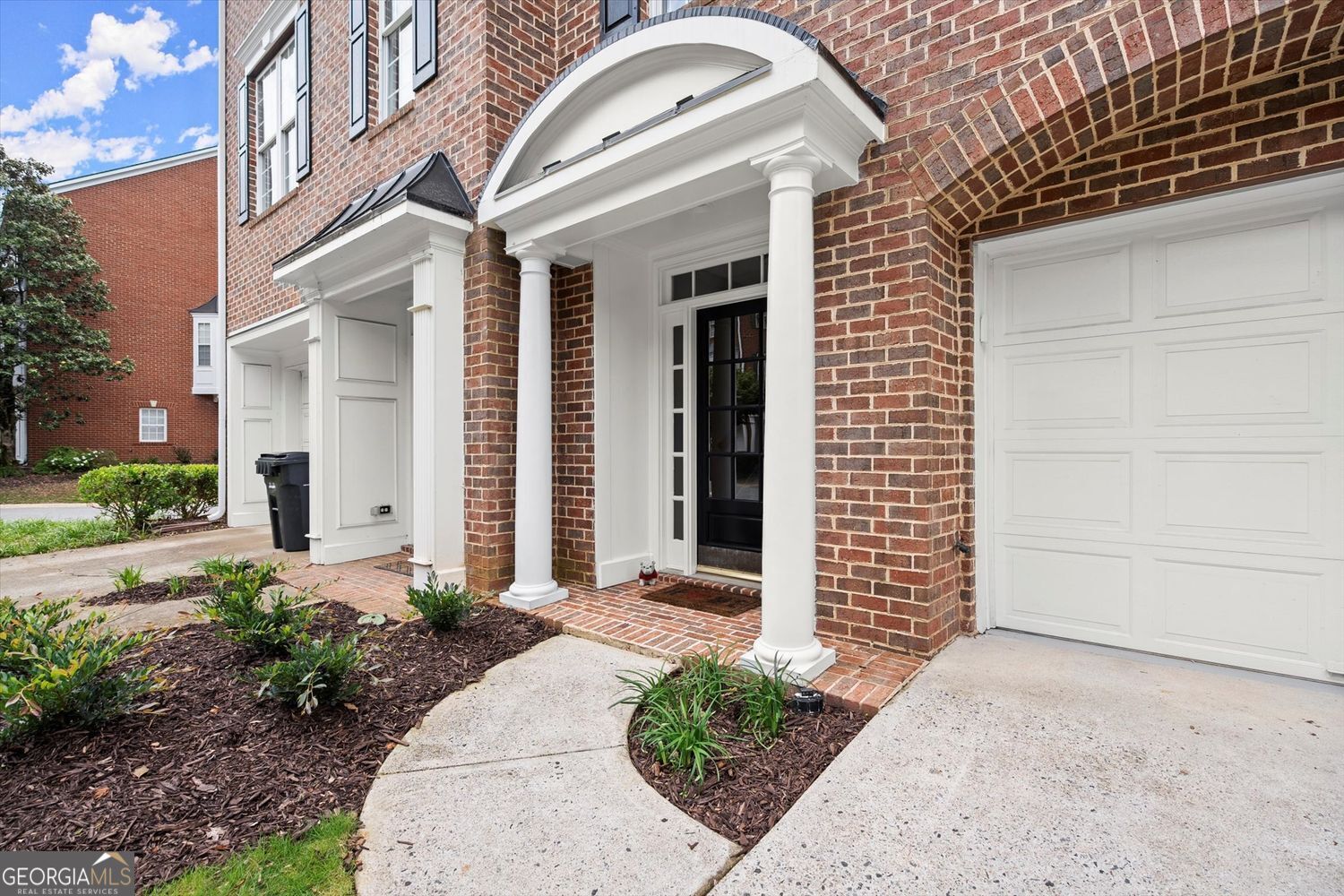 2303 Waters Edge TRL