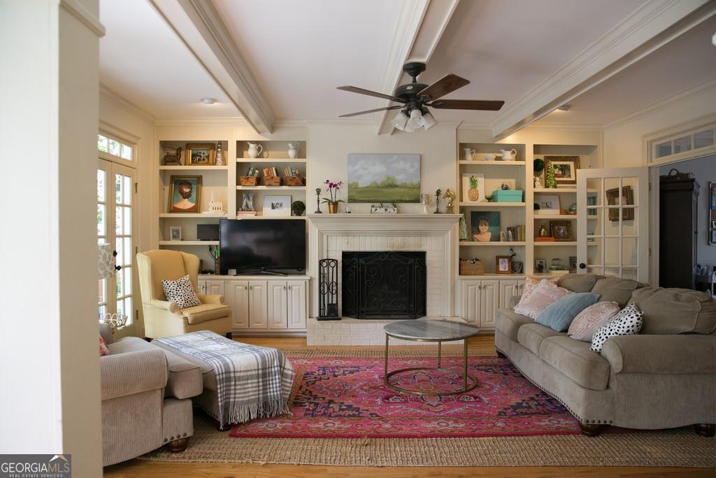 1084 Polo Club DR NW