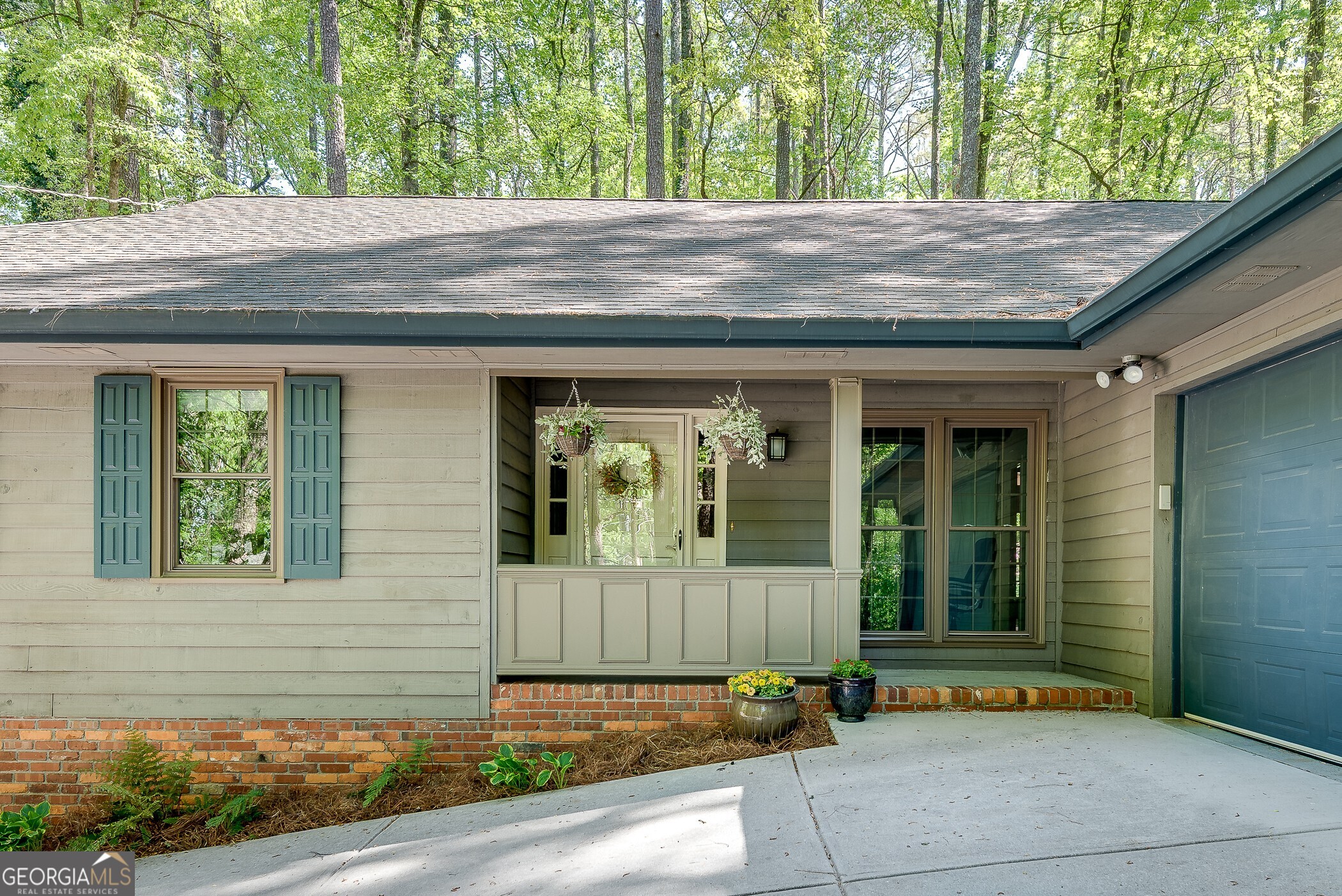3684 Hunting Ridge DR SW