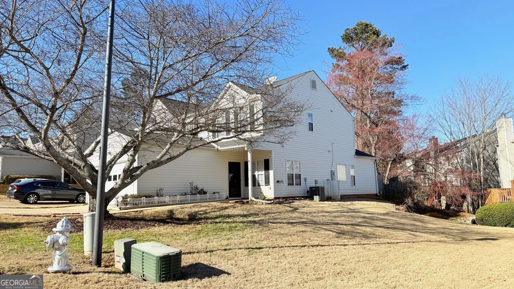 Photo of 4651 Crawford Oaks Drive, Oakwood, GA 30566 (MLS # 10697672)