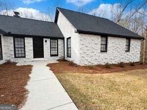 2725 Glendale DR NE