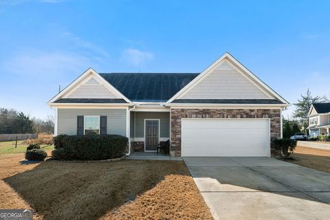 Photo of 98 Oak Ridge Drive, Aragon, GA 30104 (MLS # 10675526)
