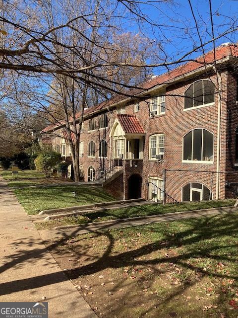 1132 Virginia AVE NE