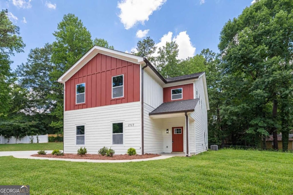 Photo of 1717 Hilton Ridge Court, Lithonia, GA 30058 (MLS # 10840732)