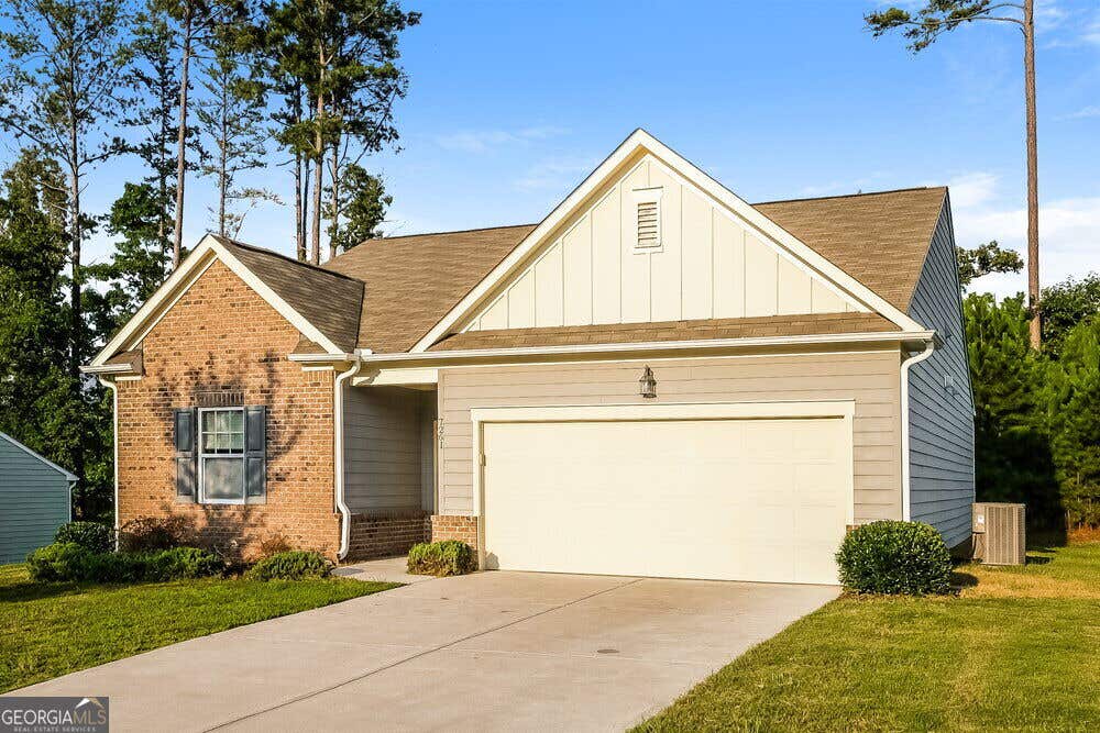 Photo of 7261 Lacey Drive, Douglasville, GA 30134 (MLS # 10833403)