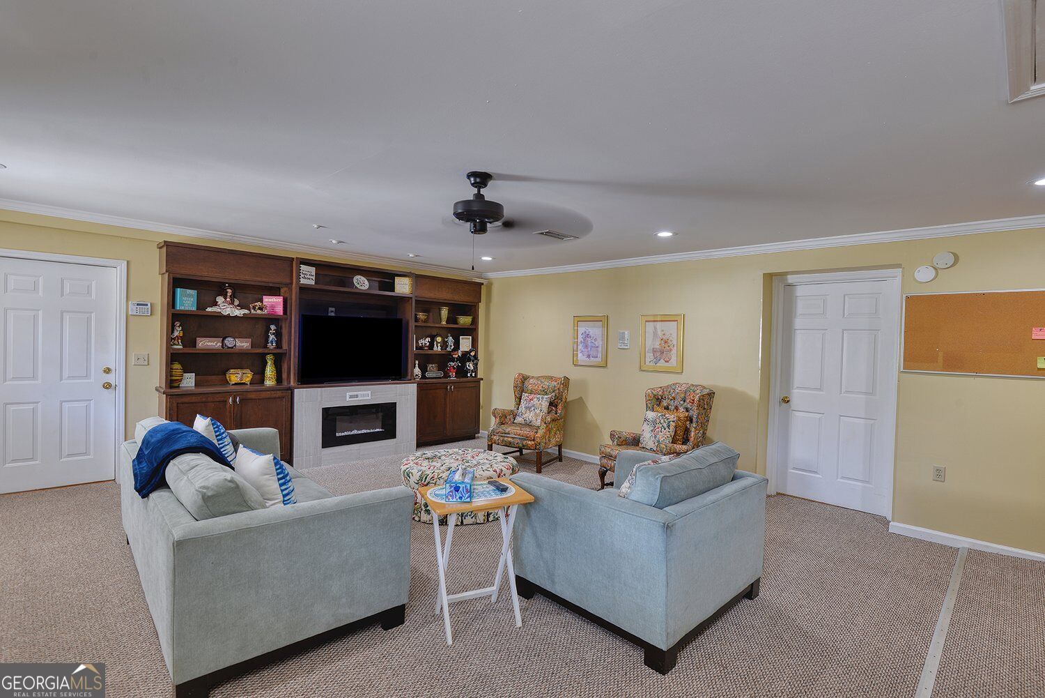 3605 Shallowford RD