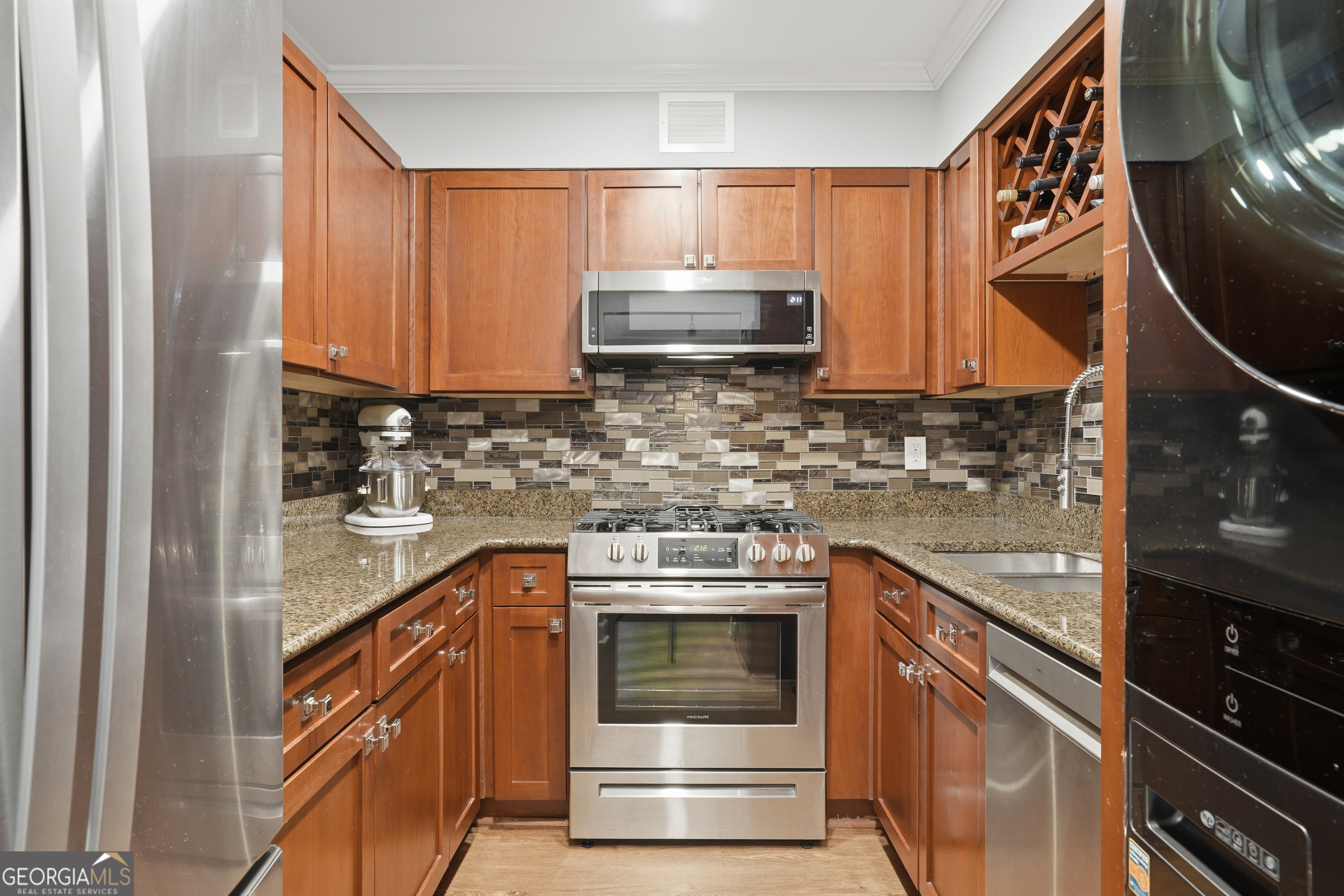 2479 Peachtree RD NE APT 1401