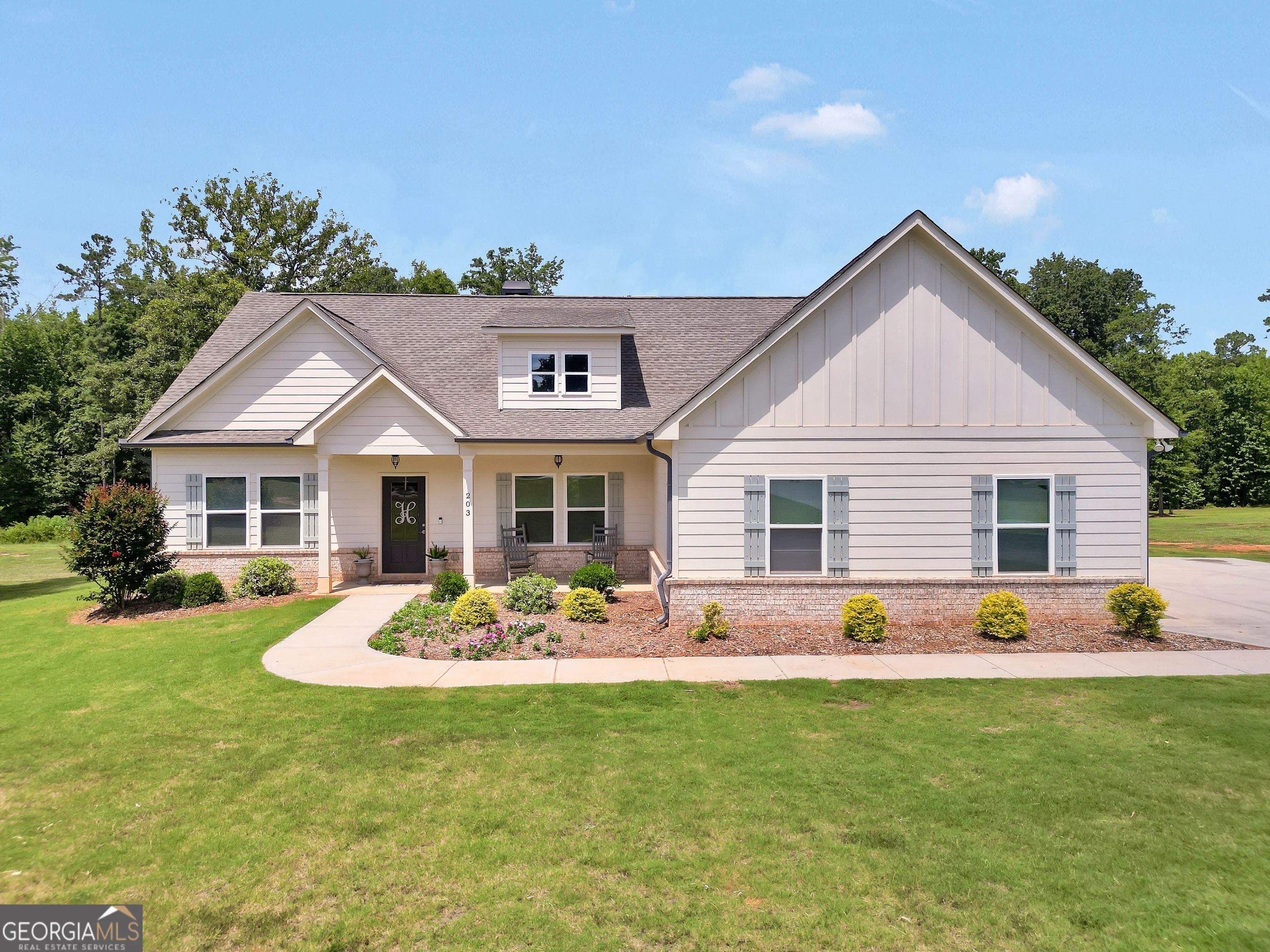 203 Oak Ridge Drive