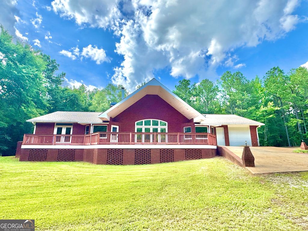 Photo of 1310 Deerwood Drive, Madison, GA 30650 (MLS # 10682955)