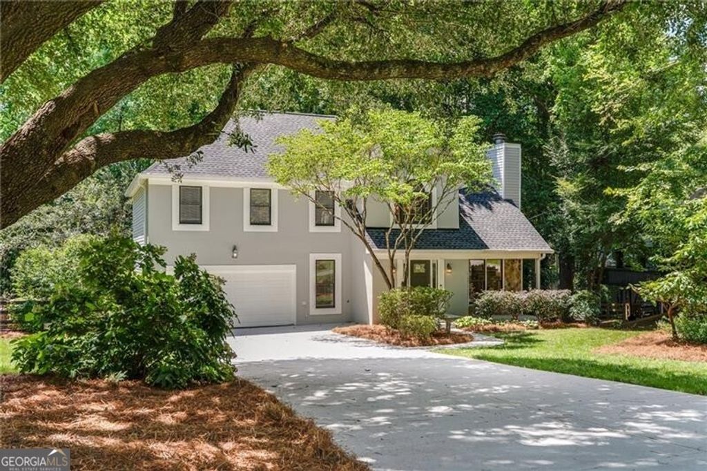 Photo of 1025 Pine Grove Drive, Alpharetta, GA 30009 (MLS # 10792988)