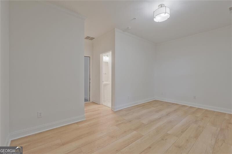 Brookhaven, Georgia 30319, United States, 3 Bedrooms Bedrooms, ,4 BathroomsBathrooms,Residential,Pending,111019