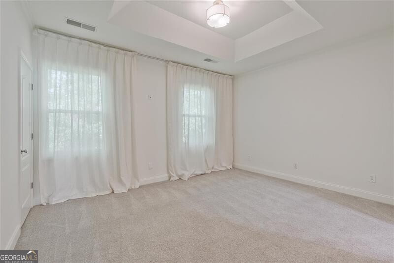 Brookhaven, Georgia 30319, United States, 3 Bedrooms Bedrooms, ,4 BathroomsBathrooms,Residential,Pending,111019