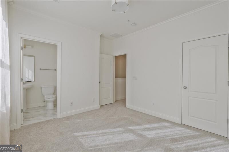 Brookhaven, Georgia 30319, United States, 3 Bedrooms Bedrooms, ,4 BathroomsBathrooms,Residential,Pending,111019