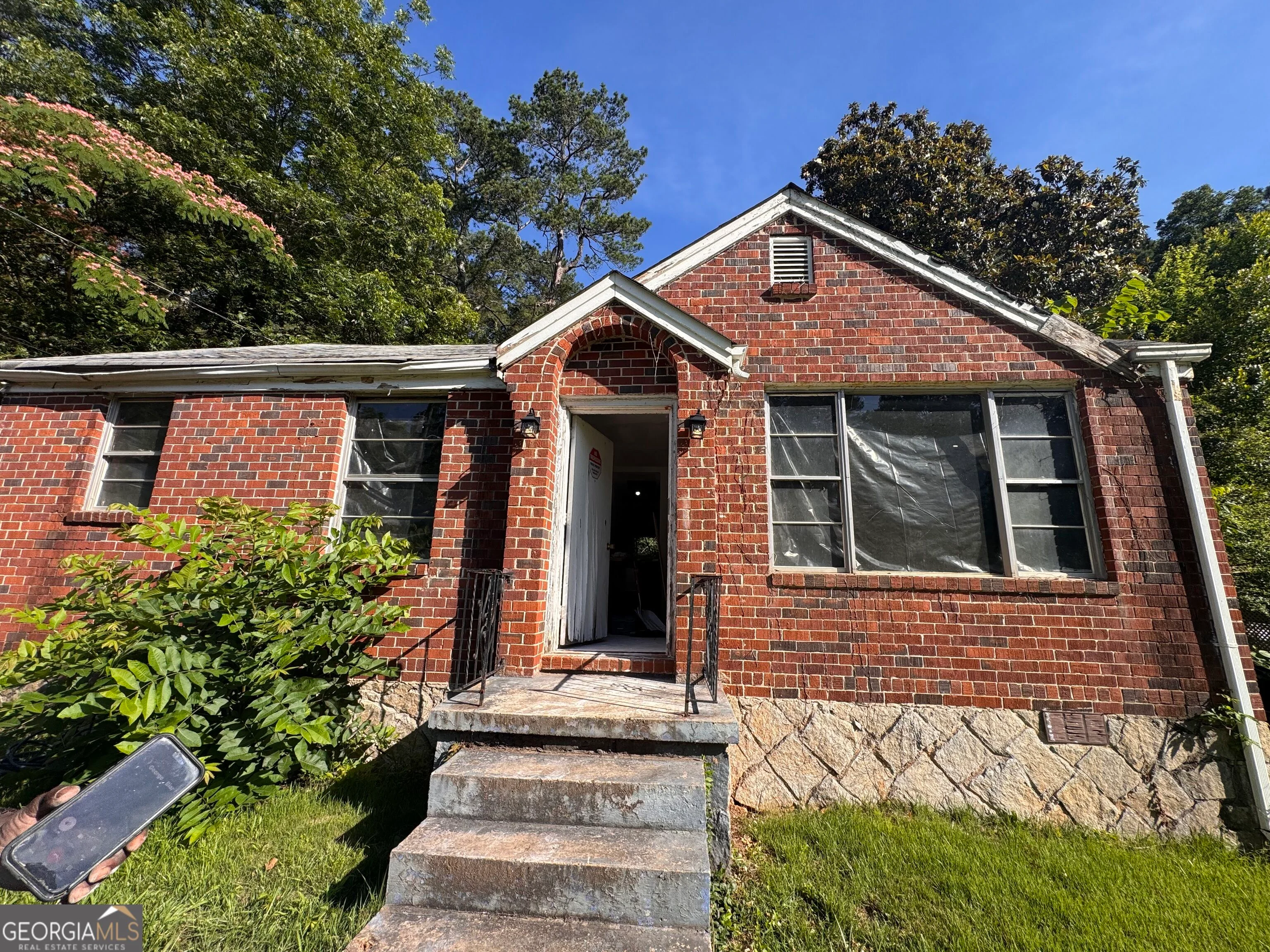 1532 Columbia Circle