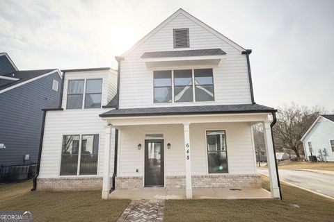 Photo of 648 Liella Park SE, Atlanta, GA 30312 (MLS # 10678760)