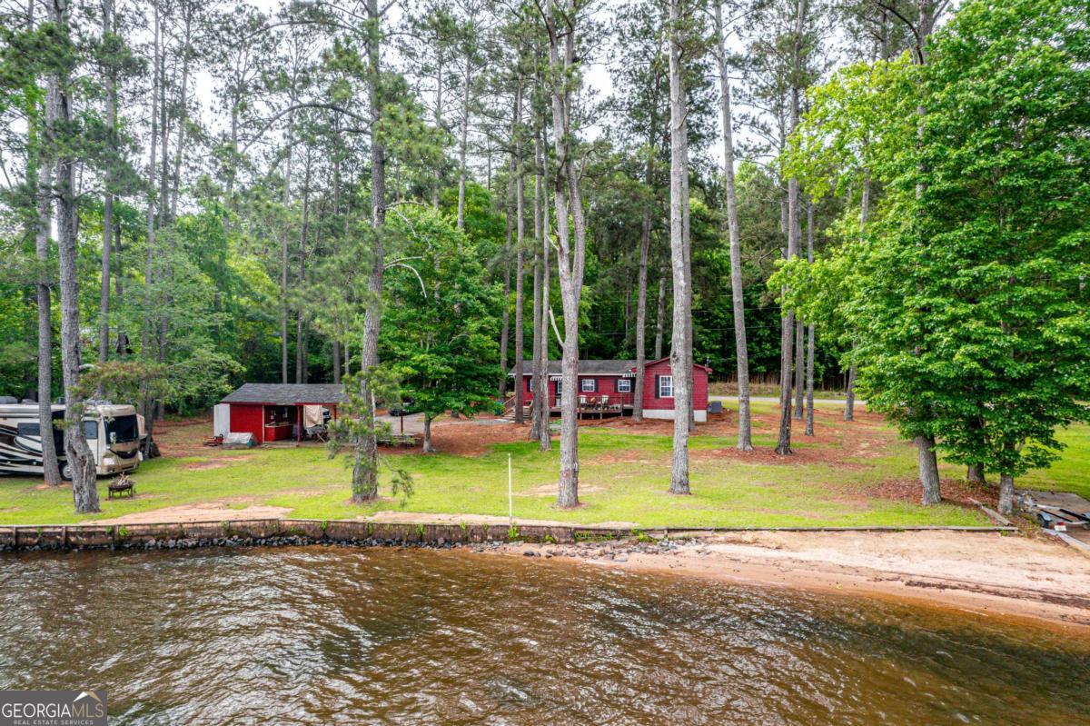 219 Collins RD