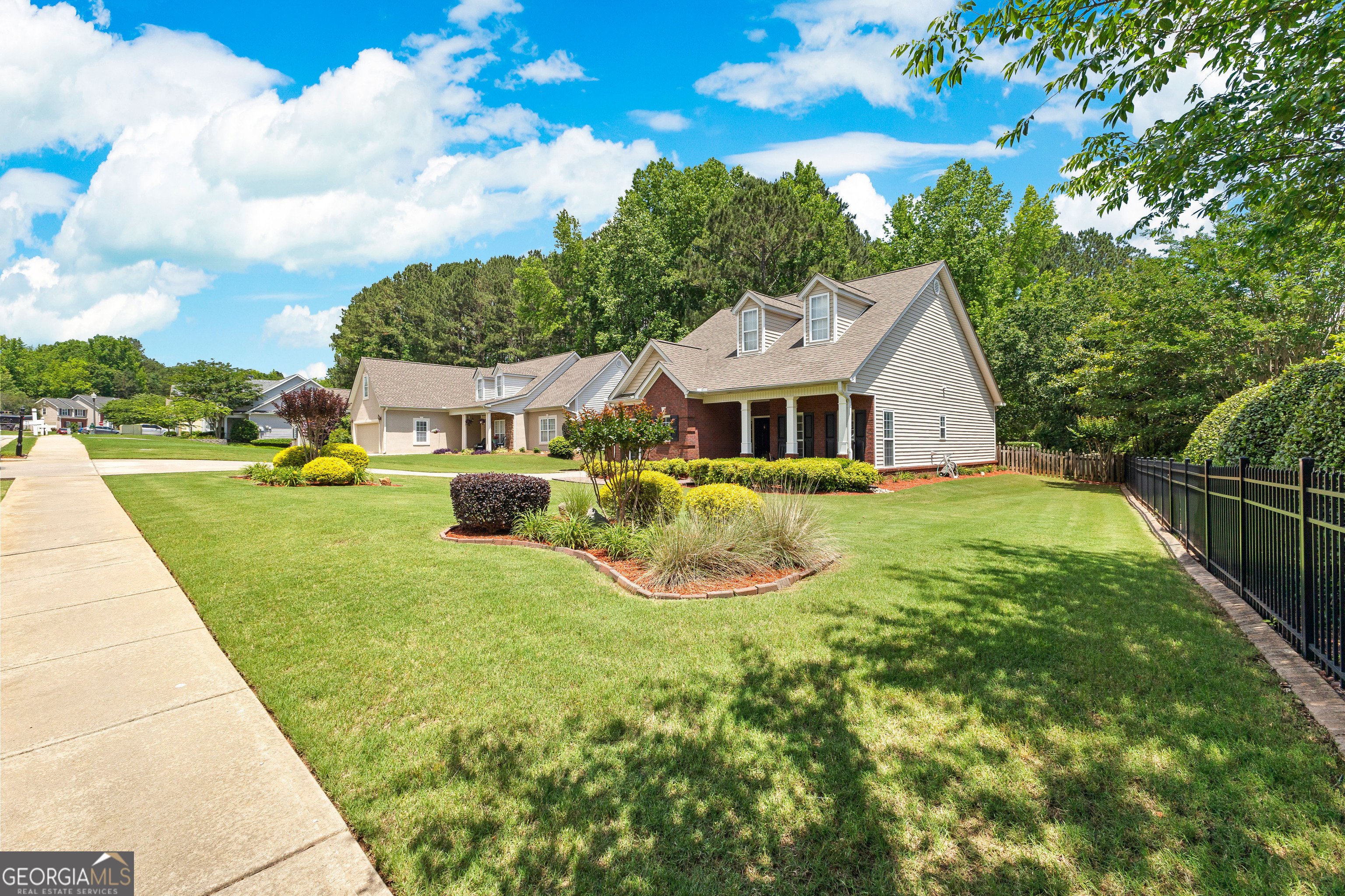 15 Oak Shores DR