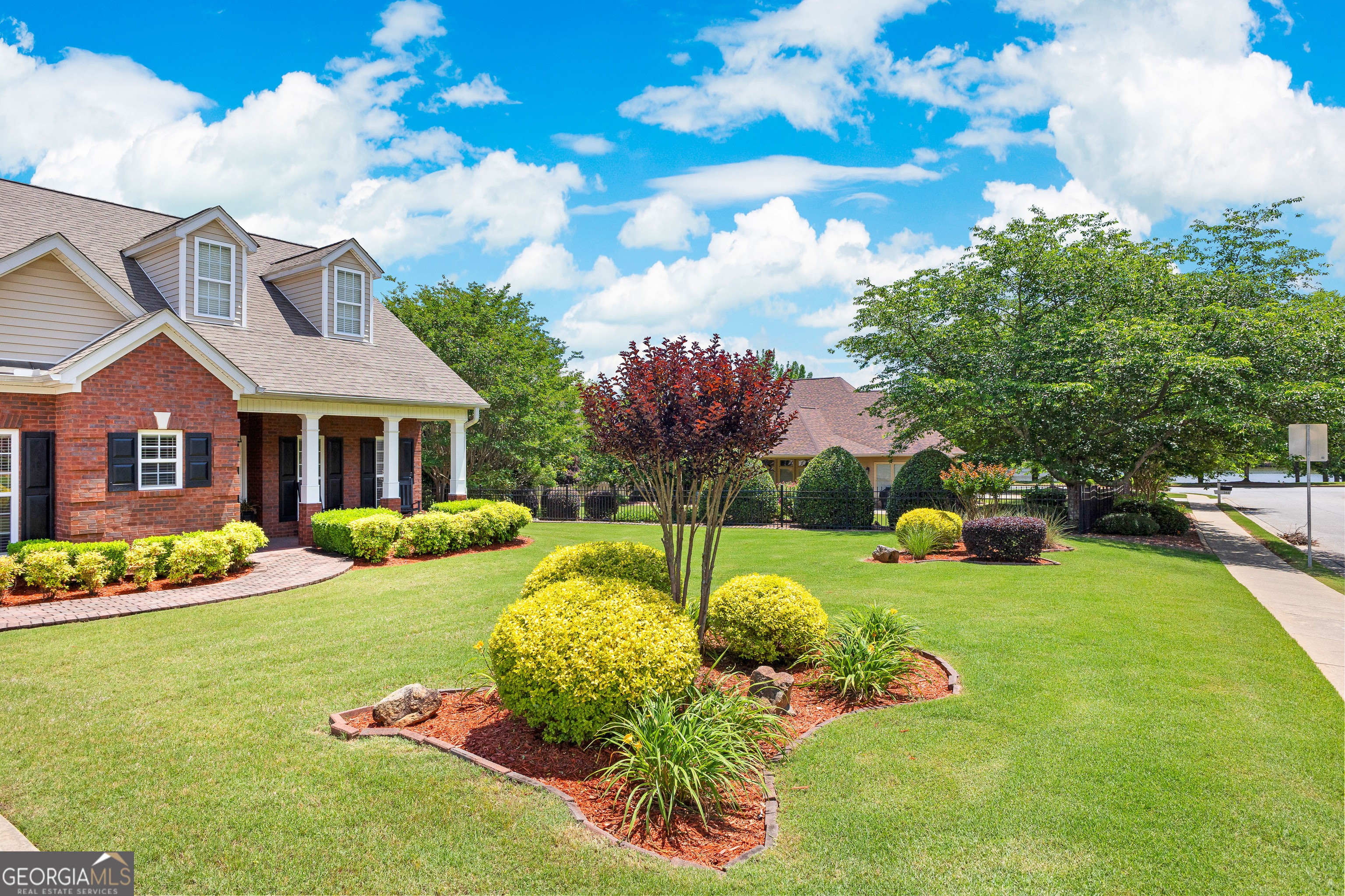 15 Oak Shores DR