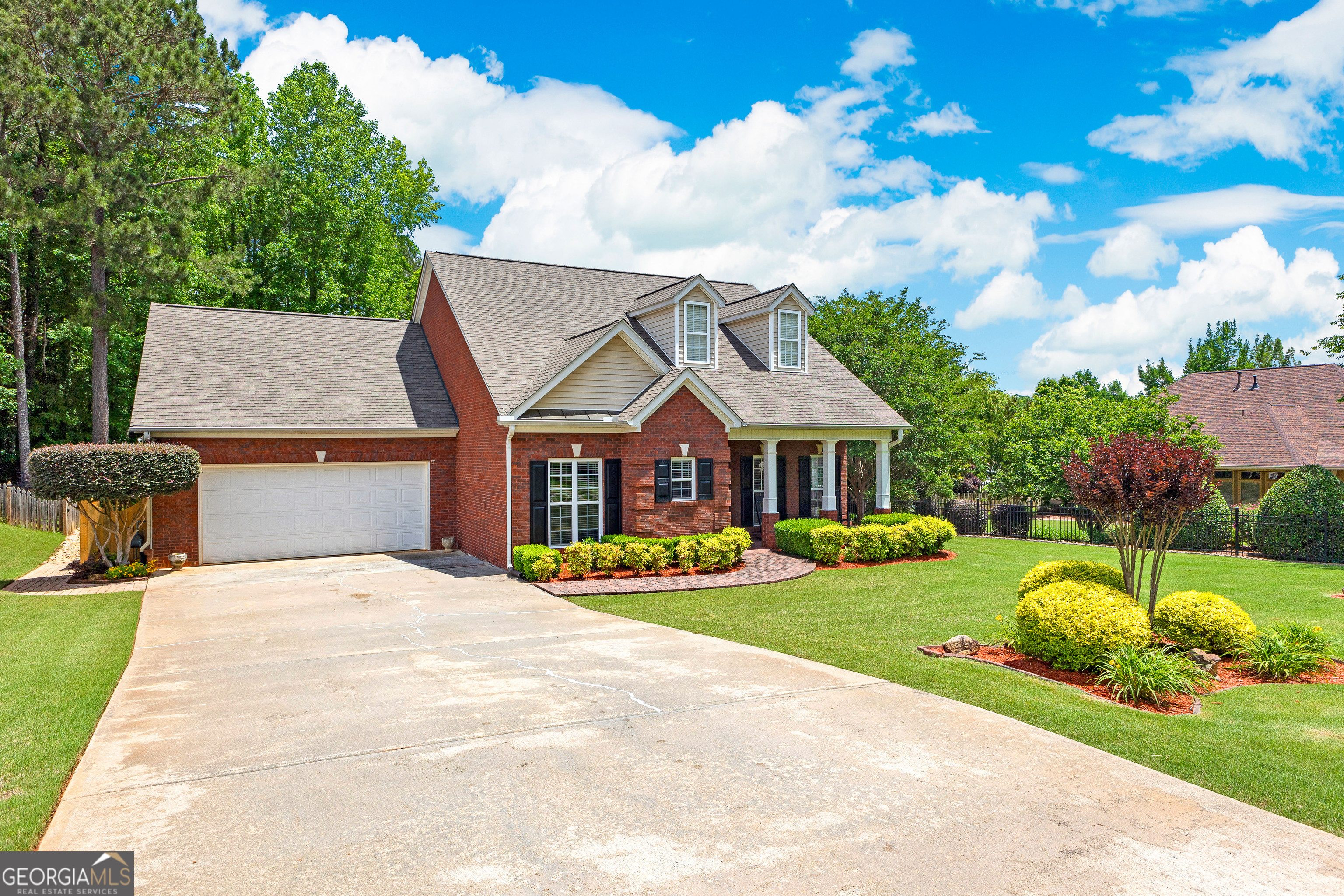 15 Oak Shores DR