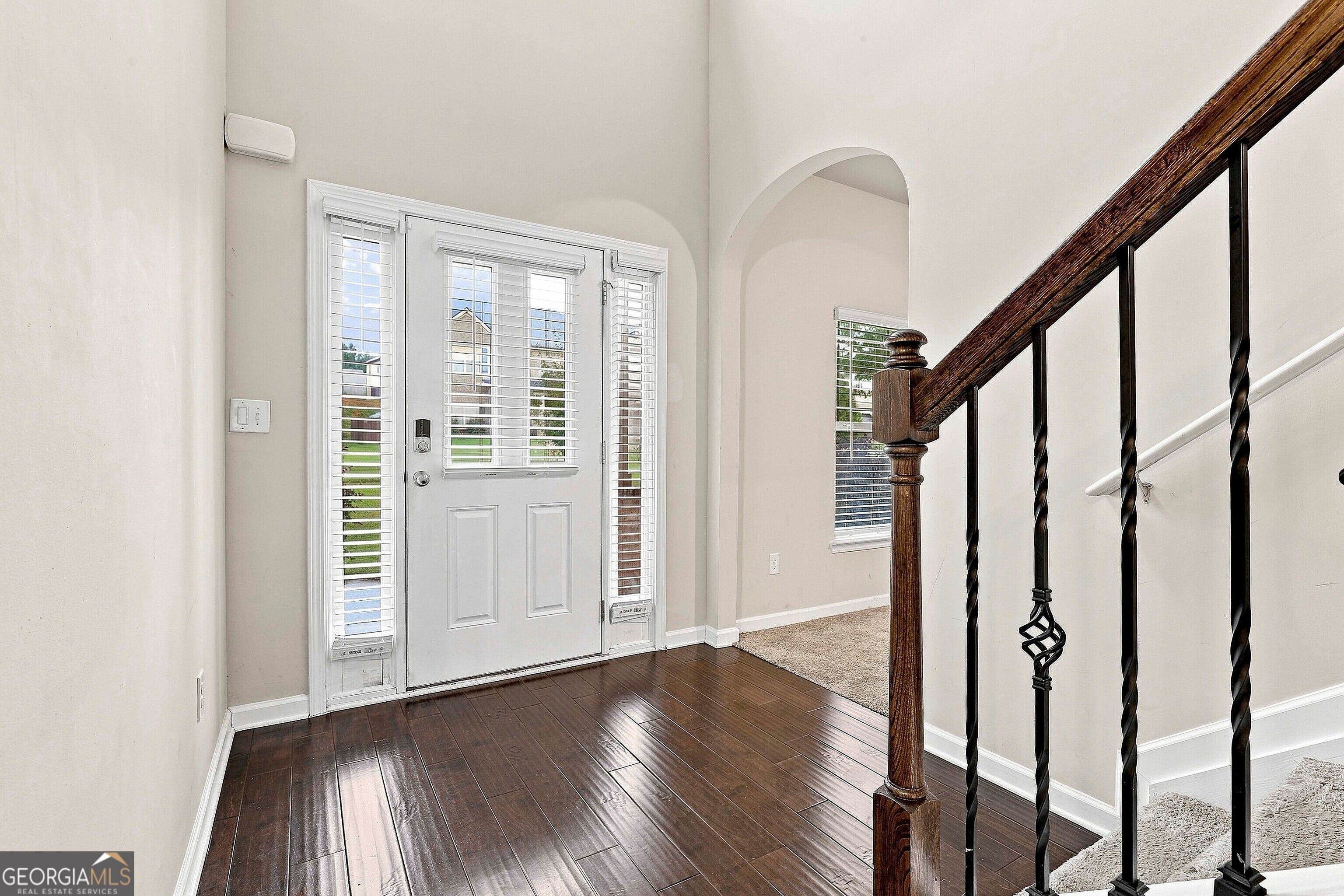 613 Oakville TRL