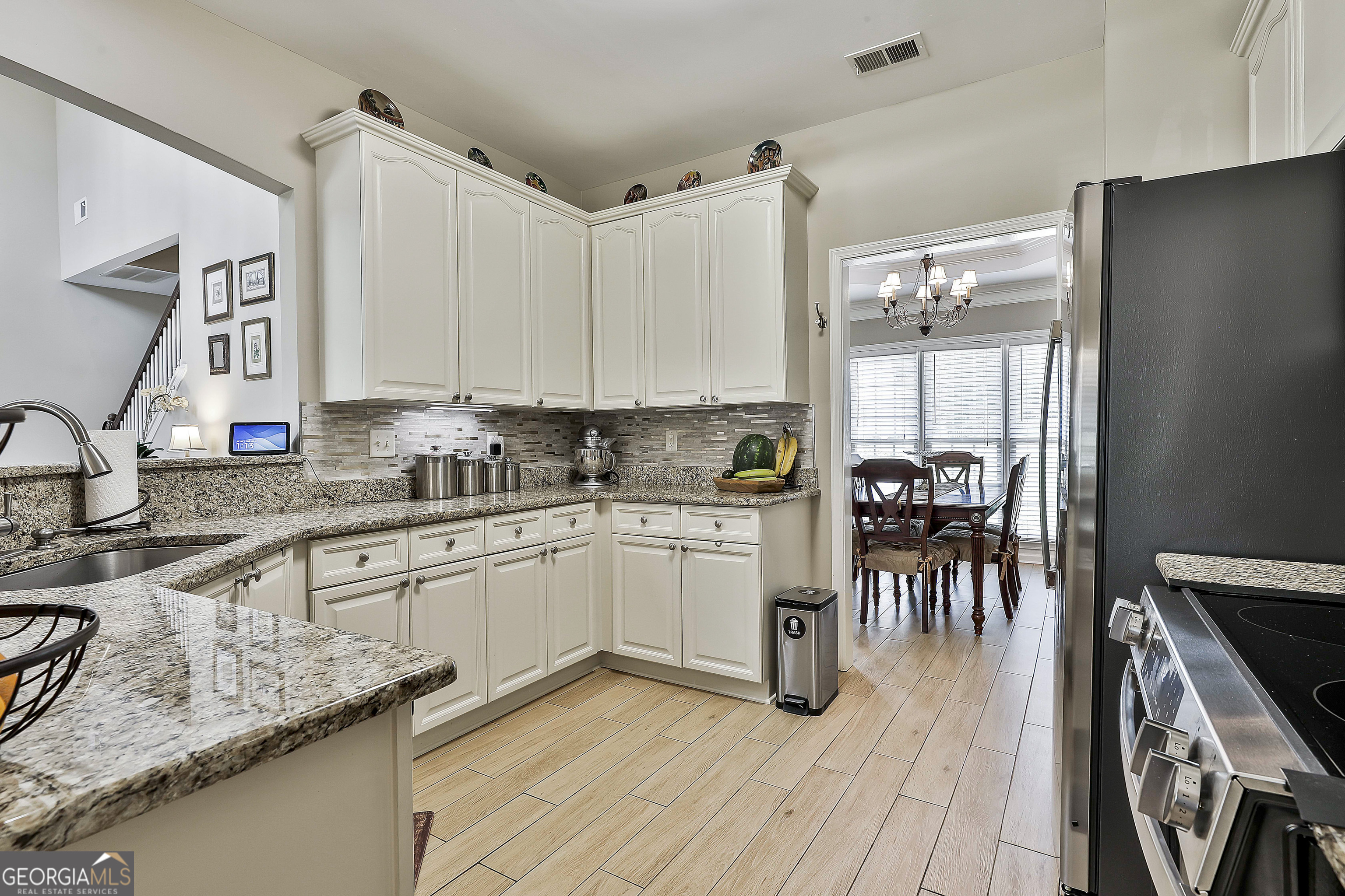 169 Pine Crescent